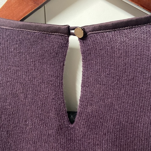 Cashmere and Lace sleeveless top - Picture 4 of 5